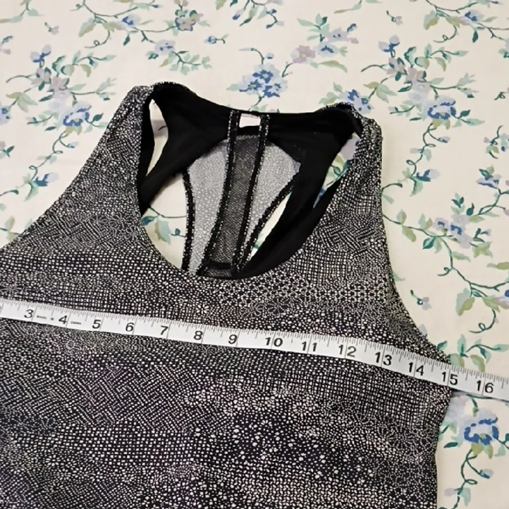 Lululemon Athletica Navy Patterned‎ Tank Top
